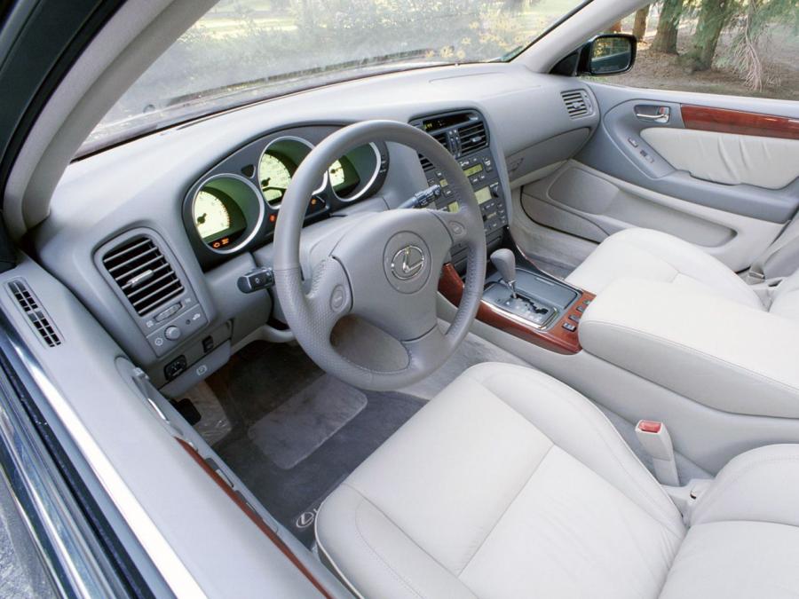  Lexus GS300 1997 года  (EU) (фото 11 из 12)